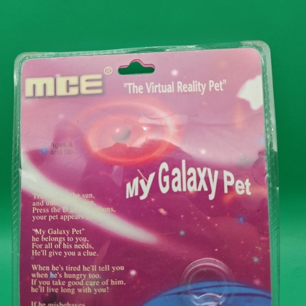 Vintage MCE My Galaxy Pet Keychain Virtual Pet Toy‎ Brand New